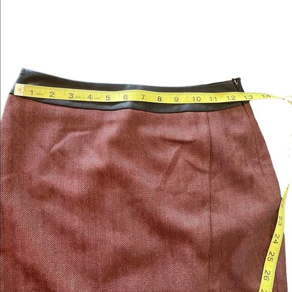 NWT The Limited Maroon midi fitted pencil skirt size 00P - Picture 10 of 14